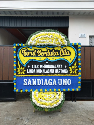 Papan Bunga Duka di Pasar Muaro Bungo